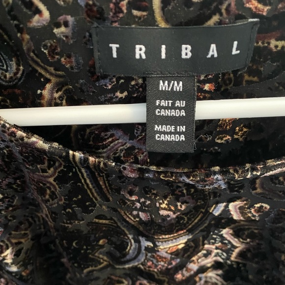 TRIBAL velvet long sleeved shirt top. Beautiful pattern, bell sleeves. US size M - Picture 2 of 7